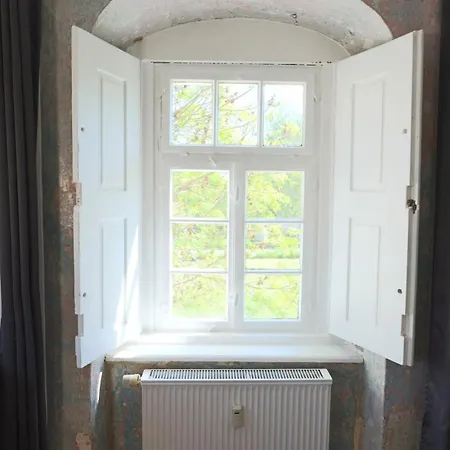 Wachsmuts Gemuetliche Bleibe Mir Alter Wandmalerei Апартаменты